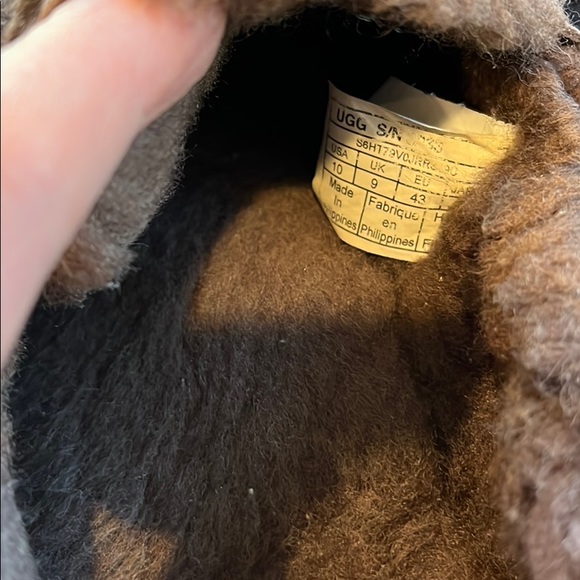 UGG - Picture 5 of 12